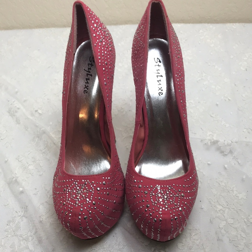 Styluxe Pink & Silver Heels Size 8.5